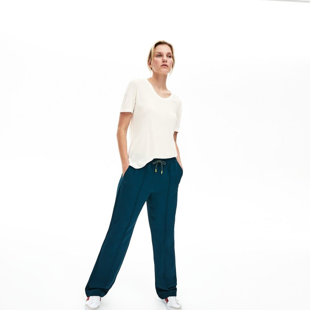 Womens Wo  Motion Lightweight Ribbed Lyocell T-Shirt | Lacoste White • 70V