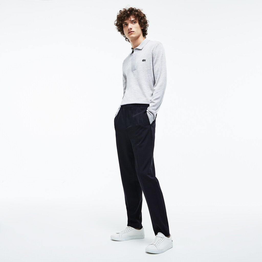 Mens   Motion Pleated Stretch Wool Twill Chino Pants | Lacoste Navy Blue • Mxq
