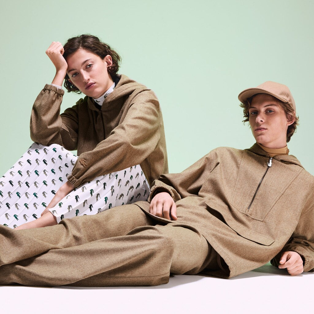 Mens Unisex Fashion Show Hooded Solid Virgin Wool Jacket | Lacoste Light Brown • Yuj