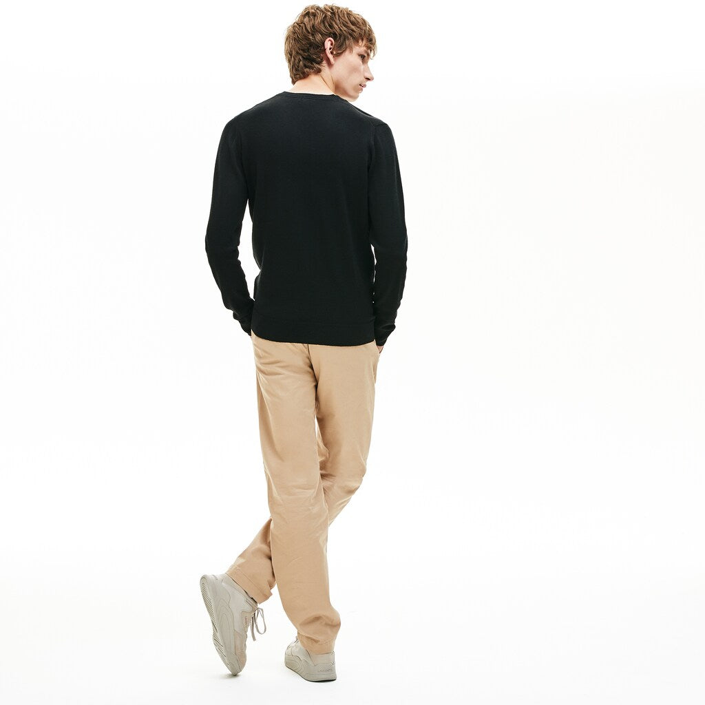 Mens   V-neck Wool Jersey Sweater | Lacoste Black • 031